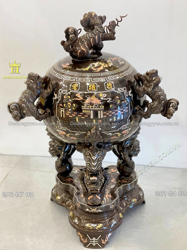 Đỉnh đồng thất l&acirc;n vờn cầu mang &yacute; nghĩa biểu tượng độc đ&aacute;o trong văn h&oacute;a thờ c&uacute;ng